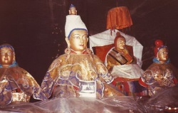 King Songtsen Gampo and his wives.jpg