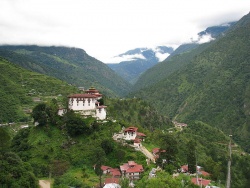 Lhuentse Dzong.jpg