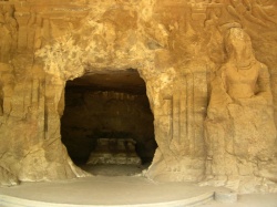 Smaller Cave, Elephanta.jpg