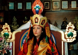 800px-Jetsunma akhon lhamo enthronement 1998.jpg