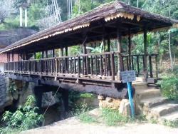 Bogoda wooden bridge 1.JPG