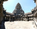 Angkor Wat Central Pano.jpg
