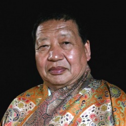 Akong rinpoche.jpg