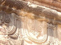 File:Gubyaukgyi-myinkaba6.jpg