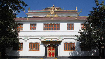 File:Ka-Nying Shedrub Ling.jpg