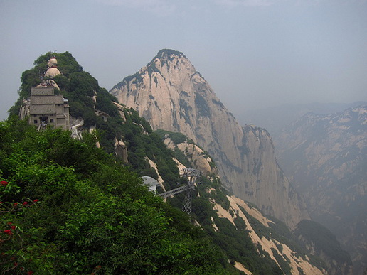 File:Mount hua be1.jpg