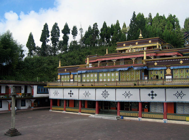 File:Rumtek monastery.jpg