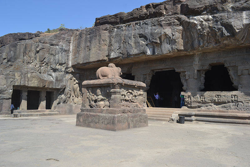 File:Cave 21 at Ellora.jpg