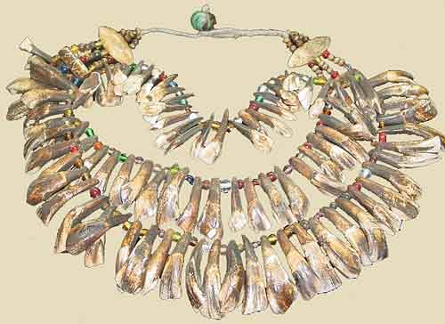 File:Collier2212.jpg