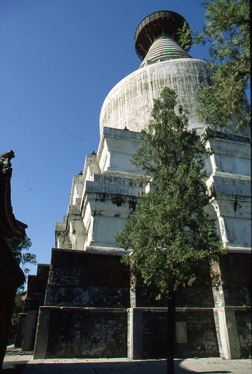 File:Beijing Miaoying Baita 1991.jpg