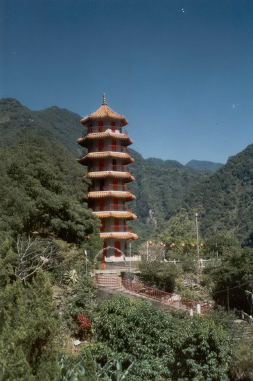 File:Pagoda1.jpg