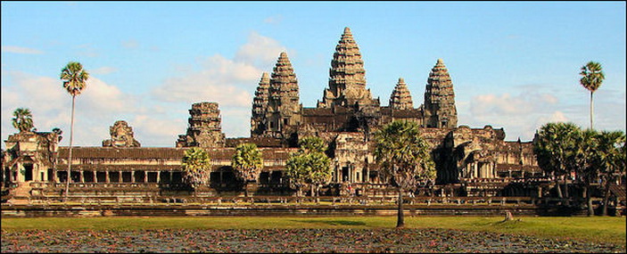 File:Angkor Wat 4.jpg