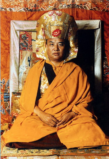 File:16th-Karmapa.jpg