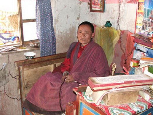 File:Amala 138 s.jpg
