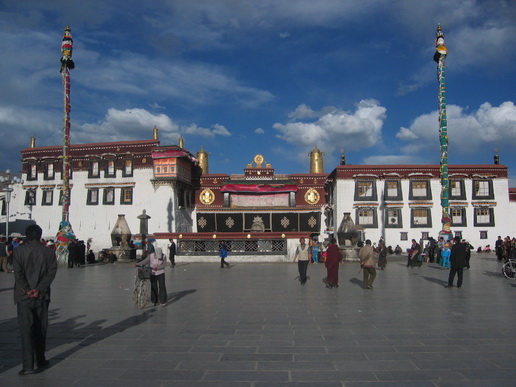 File:Jokhang.jpg