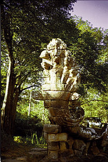File:Kas naga.jpg