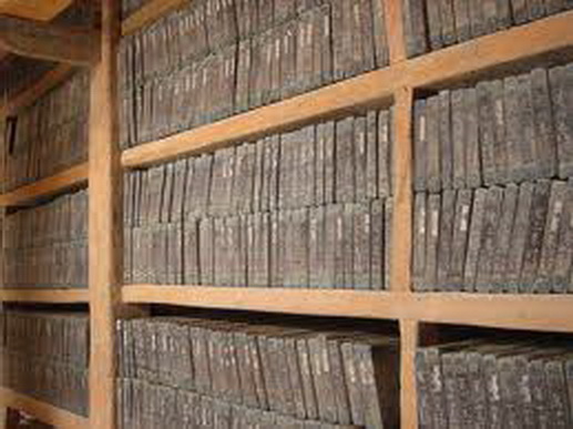 File:Tripiṭaka-es.jpg
