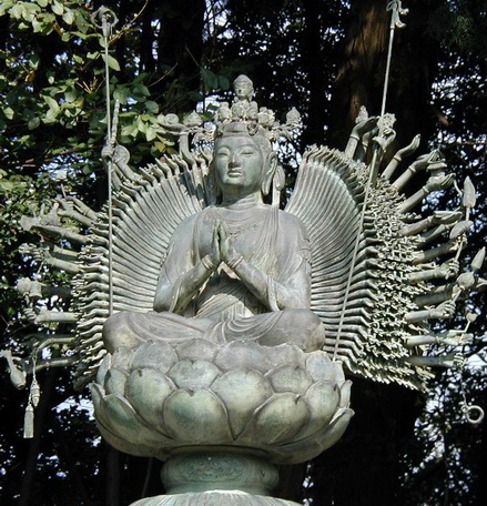 File:Kanzeon3.jpg