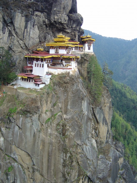 File:Tigersnest2.jpg