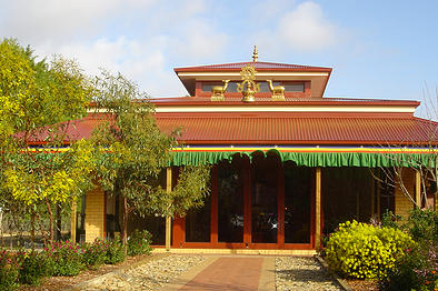 File:Drol Kar Buddhist Center.jpg