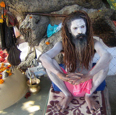File:Adhu.jpg