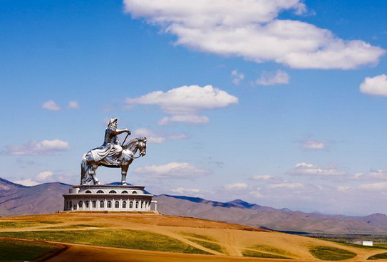 File:Giant-genghis.jpg