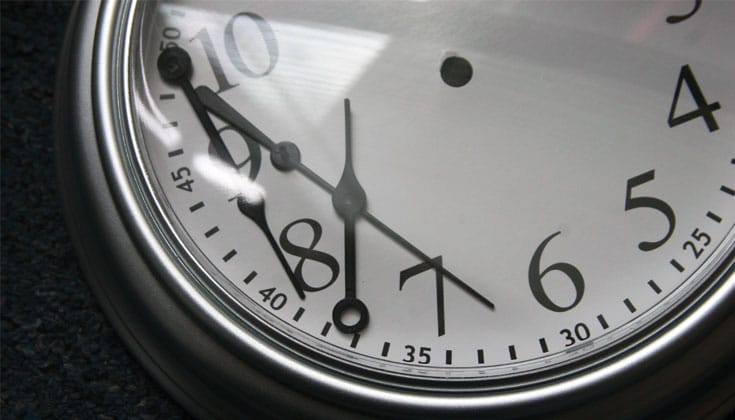 File:Broken-clock.jpg