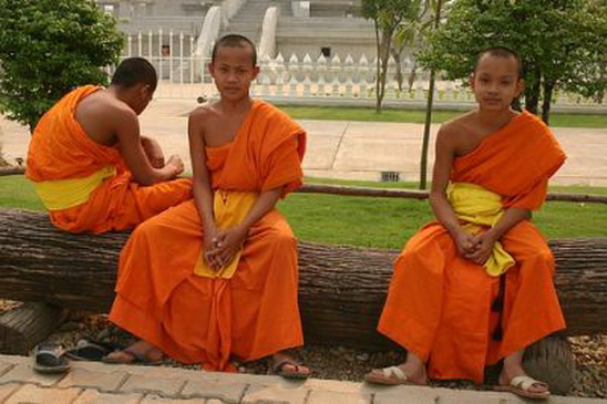 File:White-temple.jpg