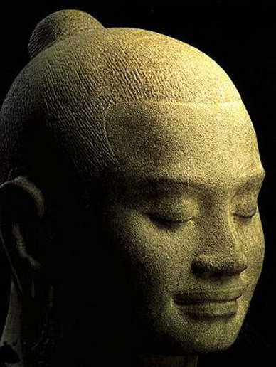 File:Jayavarman.jpg