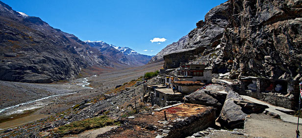 File:Zongkhul-monastery.jpg