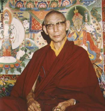 File:TrijangRinpoche.jpg