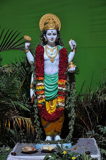 File:Dhanvantari-at-Ayurveda-expo.jpg