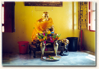 File:Luang1.jpg