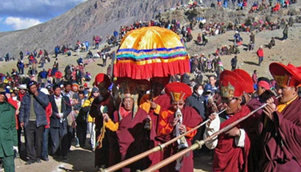 File:Over-tour.jpg