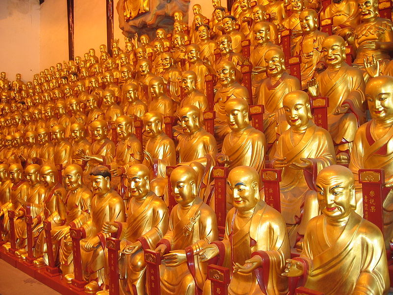 File:500lohan longhuatemple.jpg