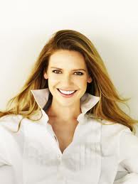 Anna Torv, actress from Australia, frequently wears the collar up, as do many actresses, models, and other celebrities