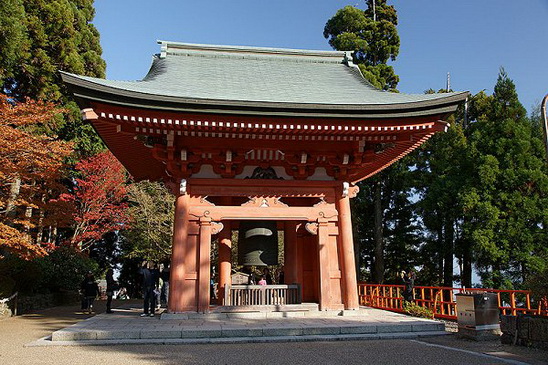 File:Enryakuji-cture.jpg