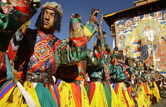 File:Dancers 1108681i.jpg