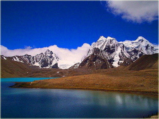 File:Gurudongmar.jpg