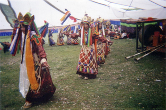 File:Nuns-dancing-2s.jpg