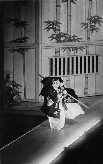 File:Enō Ichikawa as Benkei.jpg