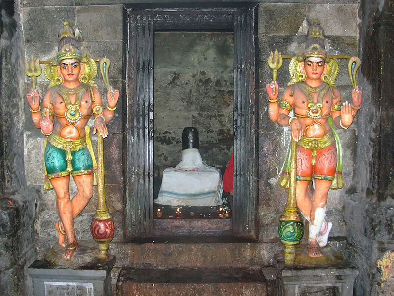File:Madurai Meenakshi temple linga retouched.jpg