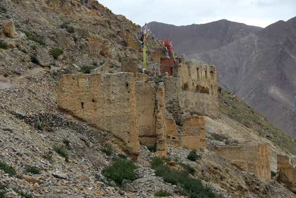 File:Ruins of Tsechen Monastery.jpg