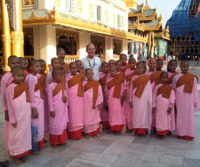 File:0511myanmar agre nuns.jpg