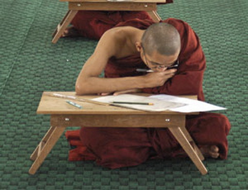 File:Buhghddhists.jpg