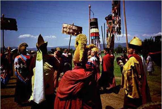 File:Maitreya festival in Ivolga monastery.png