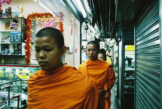 File:03fgBKK.jpg