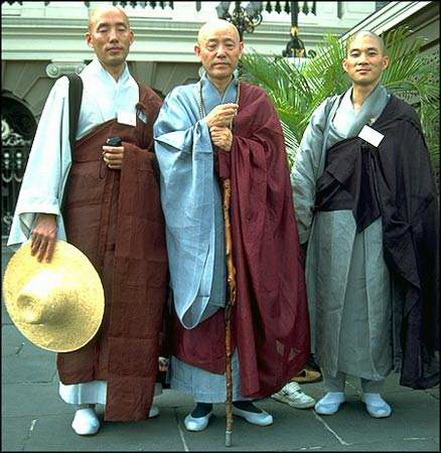 File:Japanmonks.jpg