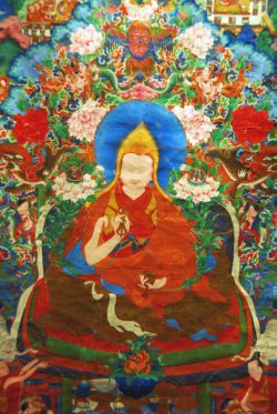 The Fifth Dalai Lama Before and After Establishment of dgavldan-pho-brang