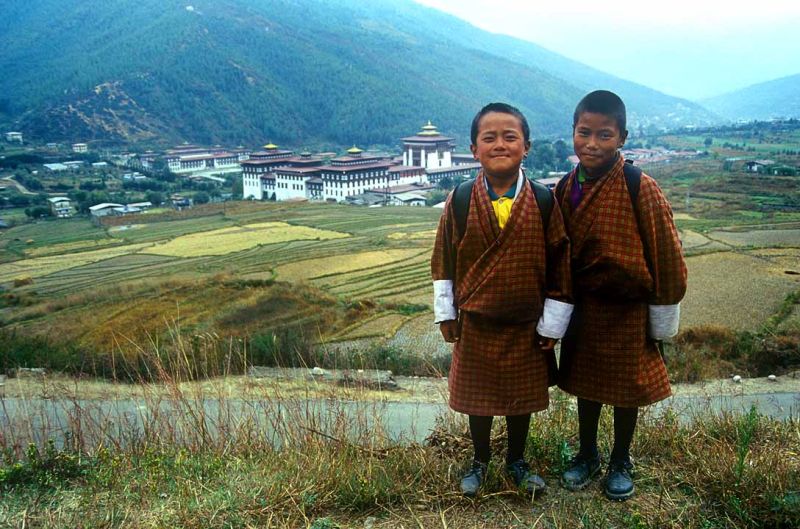 File:Bhutan-schoolbo89.jpg
